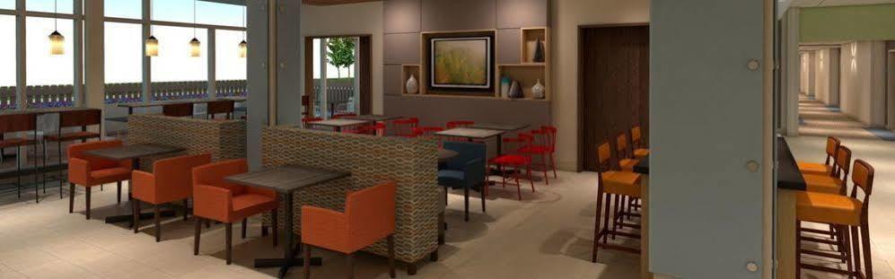 Holiday Inn Express & Suites Tulsa South - Woodland Hills By Ihg Exteriér fotografie