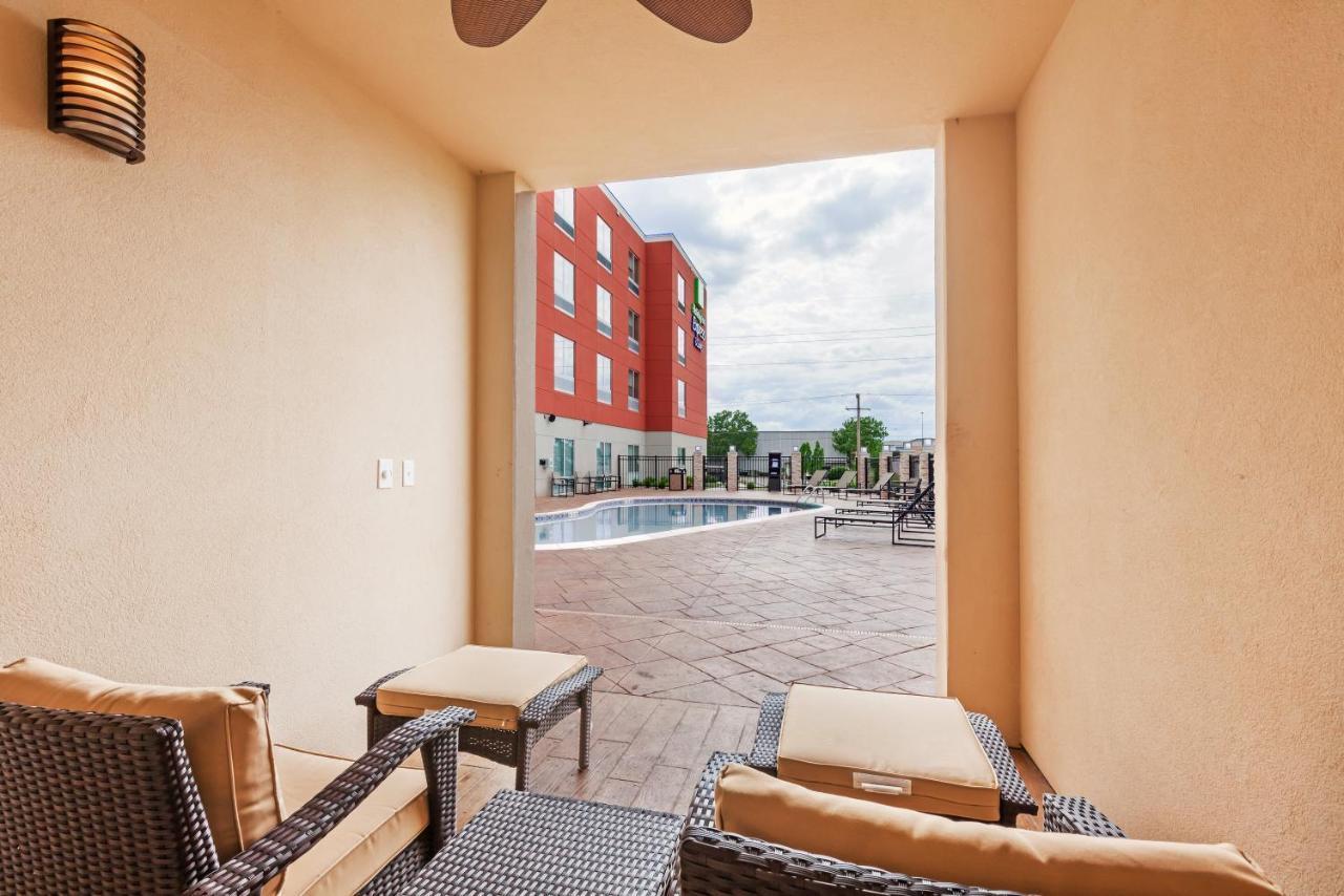Holiday Inn Express & Suites Tulsa South - Woodland Hills By Ihg Exteriér fotografie